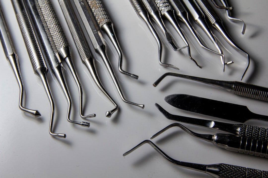 a-bunch-of-surgical-tools-laying-on-a-table-6e-3v5nzxmw